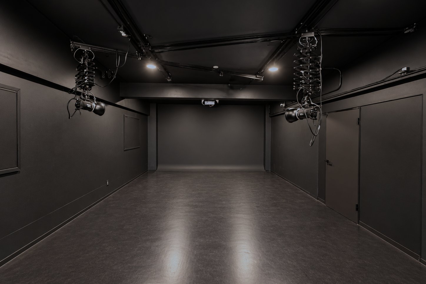 STUDIO 961 亀有店のスタジオ内観
